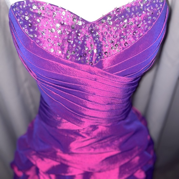 {Cinderella Divine} Corseted Magenta Formal Dress - Picture 2 of 11